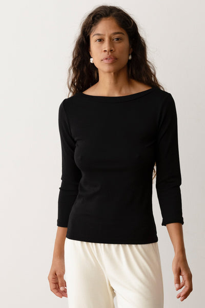 THE BABY RIB BOAT NECK IN JET