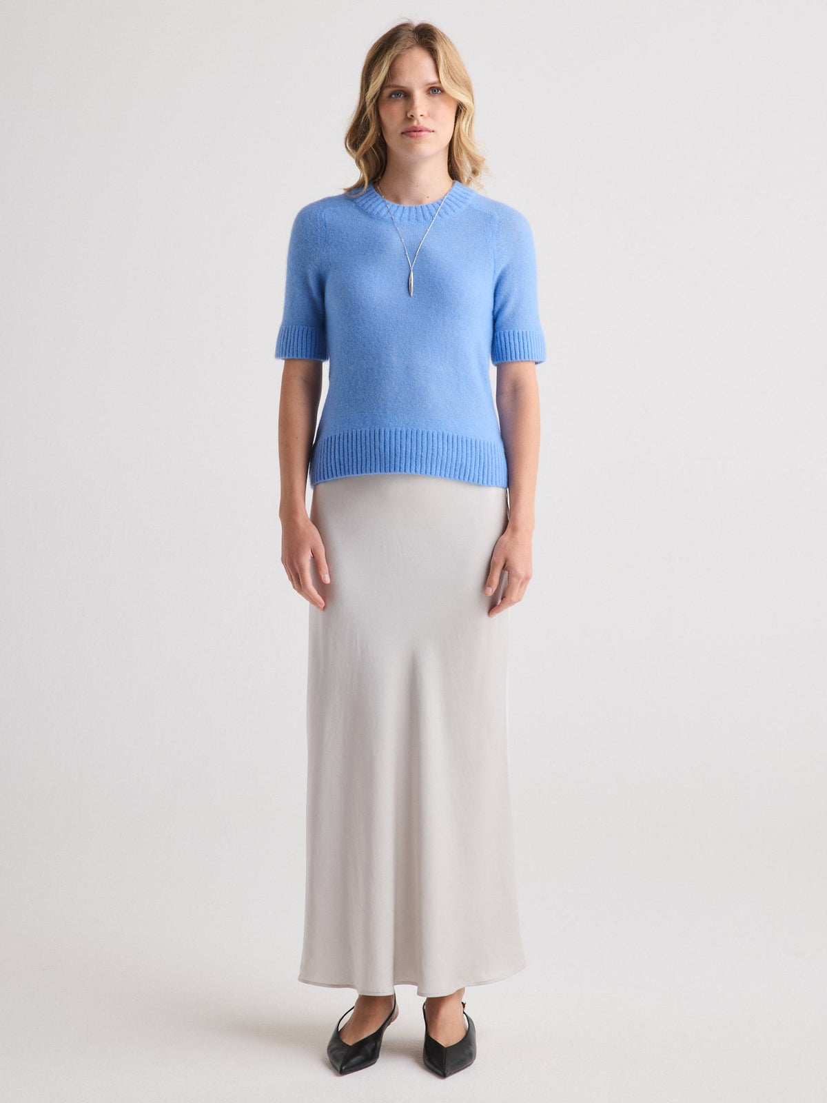 Ysella Short Sleeves Sweater
