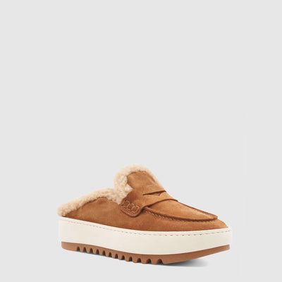 AMATA IN CAMEL/CAMEL