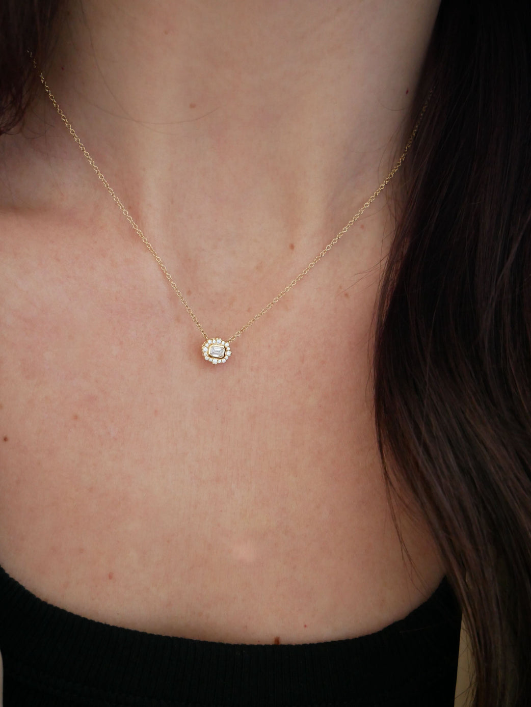 DAPHNE EMERALD CUT DIAMOND NECKLACE IN 14K YELLOW GOLD