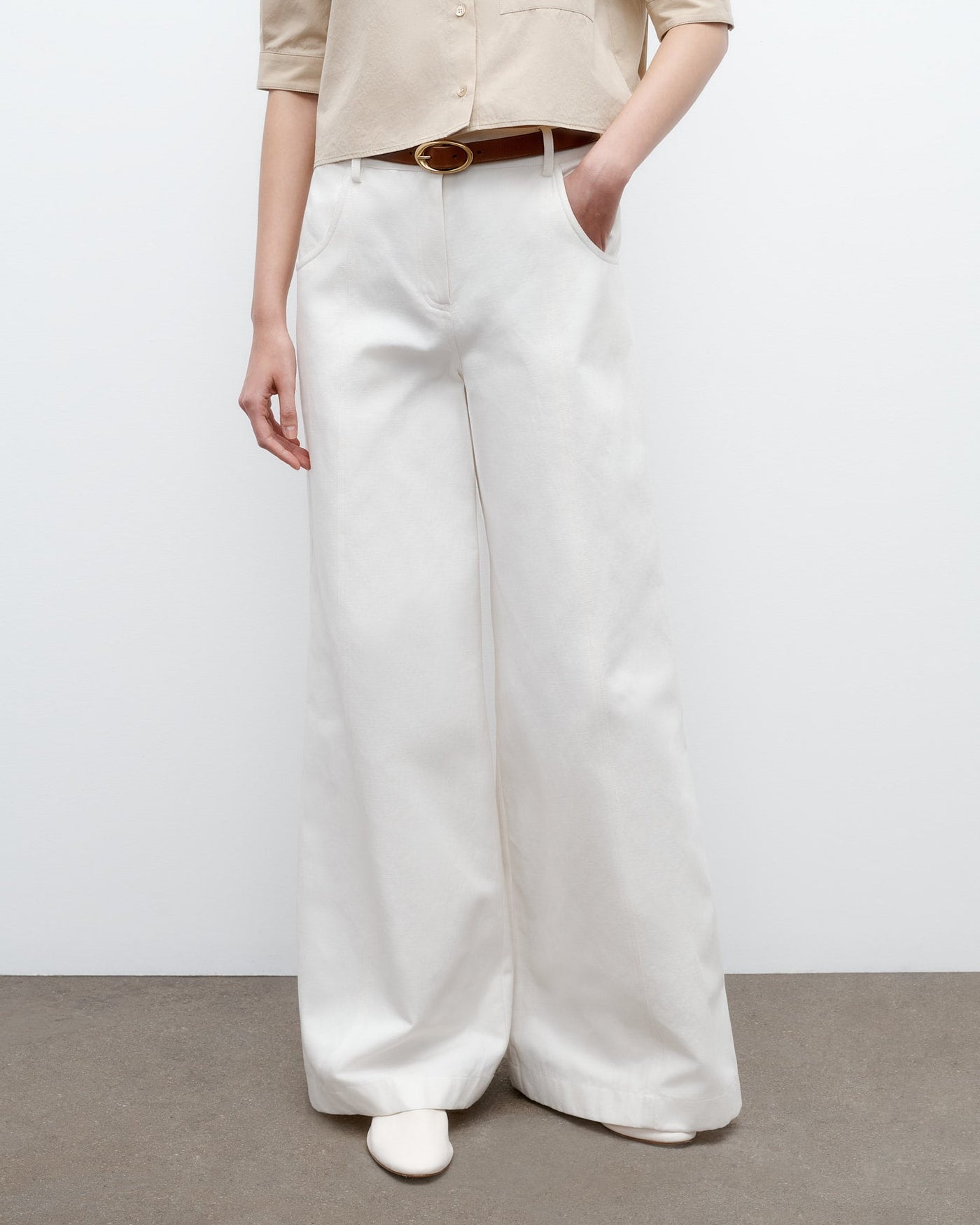 NARROW BELT IN COGNAC - Romi Boutique