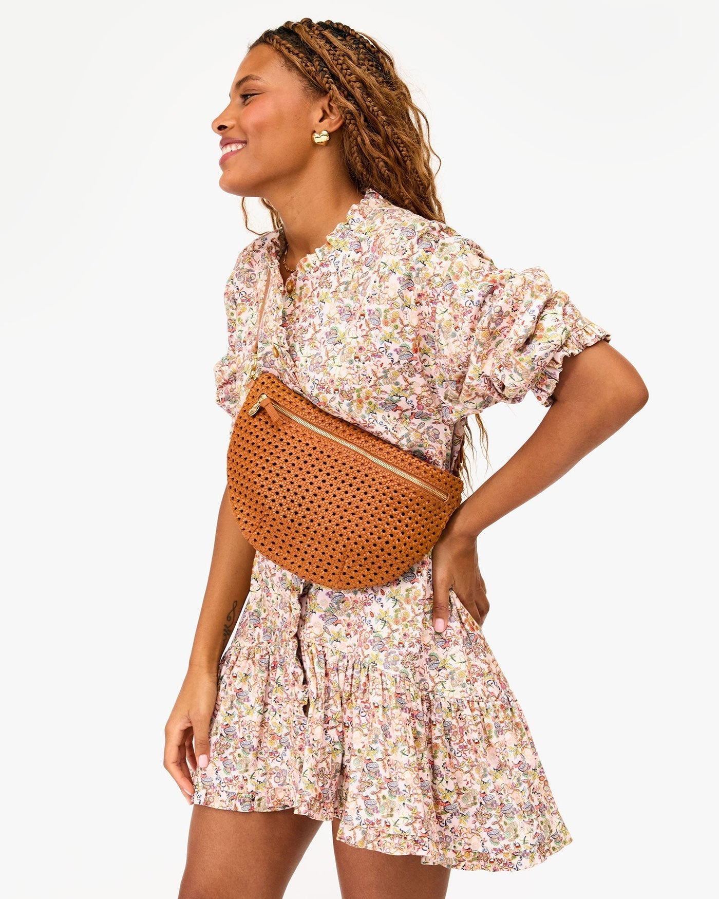 GRANDE FANNY IN TAN RATTAN