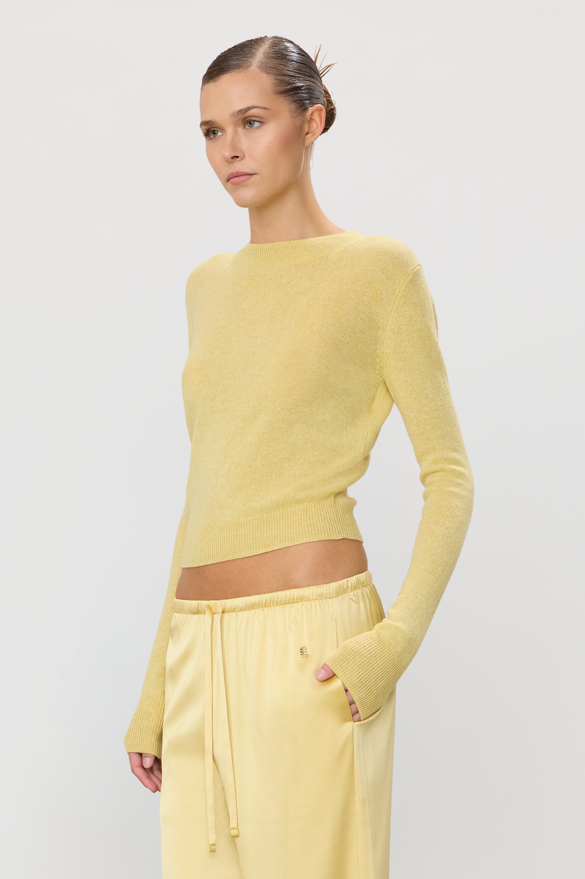 Eterne Francis Sweater at Romi Boutique