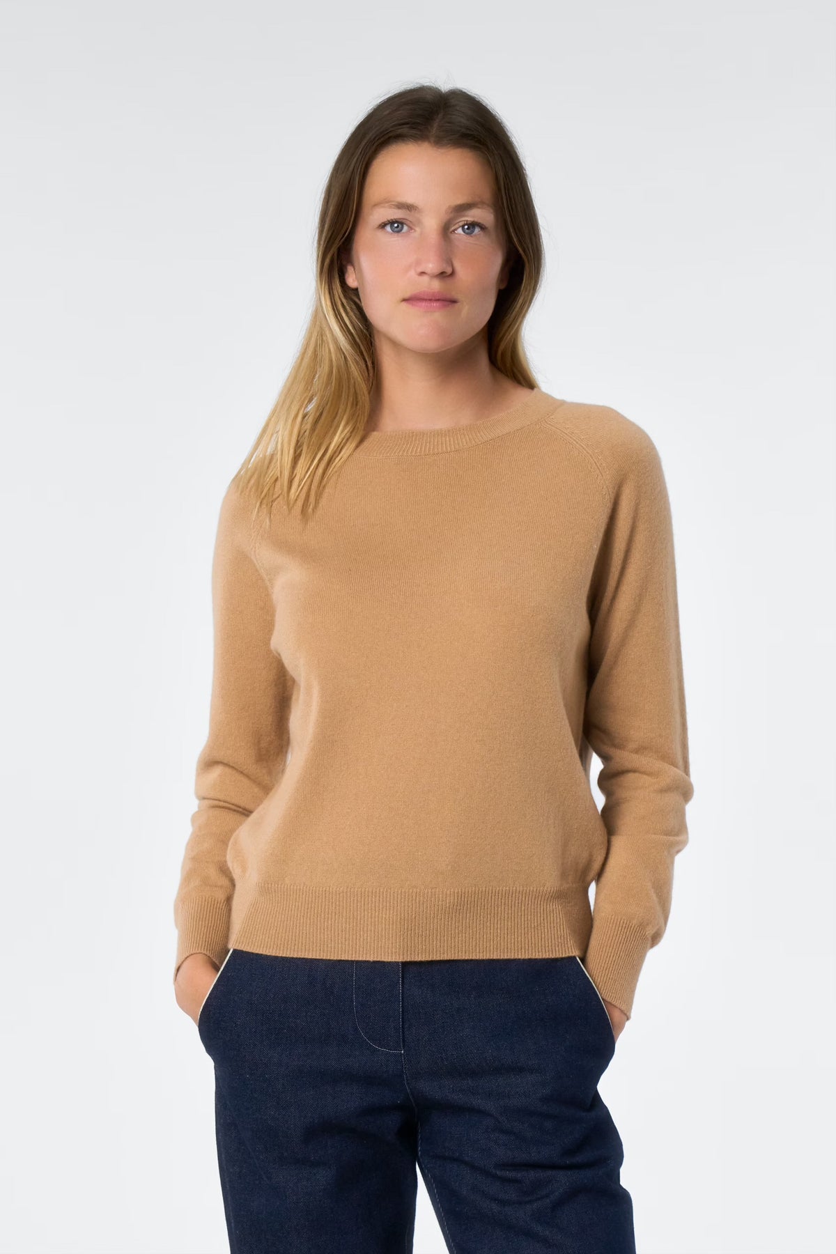 Round Neck Pullover