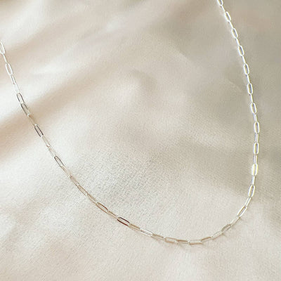 ROSE DAINTY PAPERCLIP CHAIN NECKLACE IN SILVER - Romi Boutique