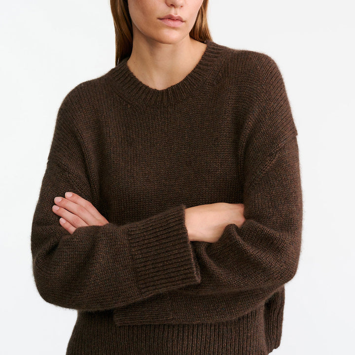 ANISA SWEATER IN REDWOOD MELANGE | Romi Boutique
