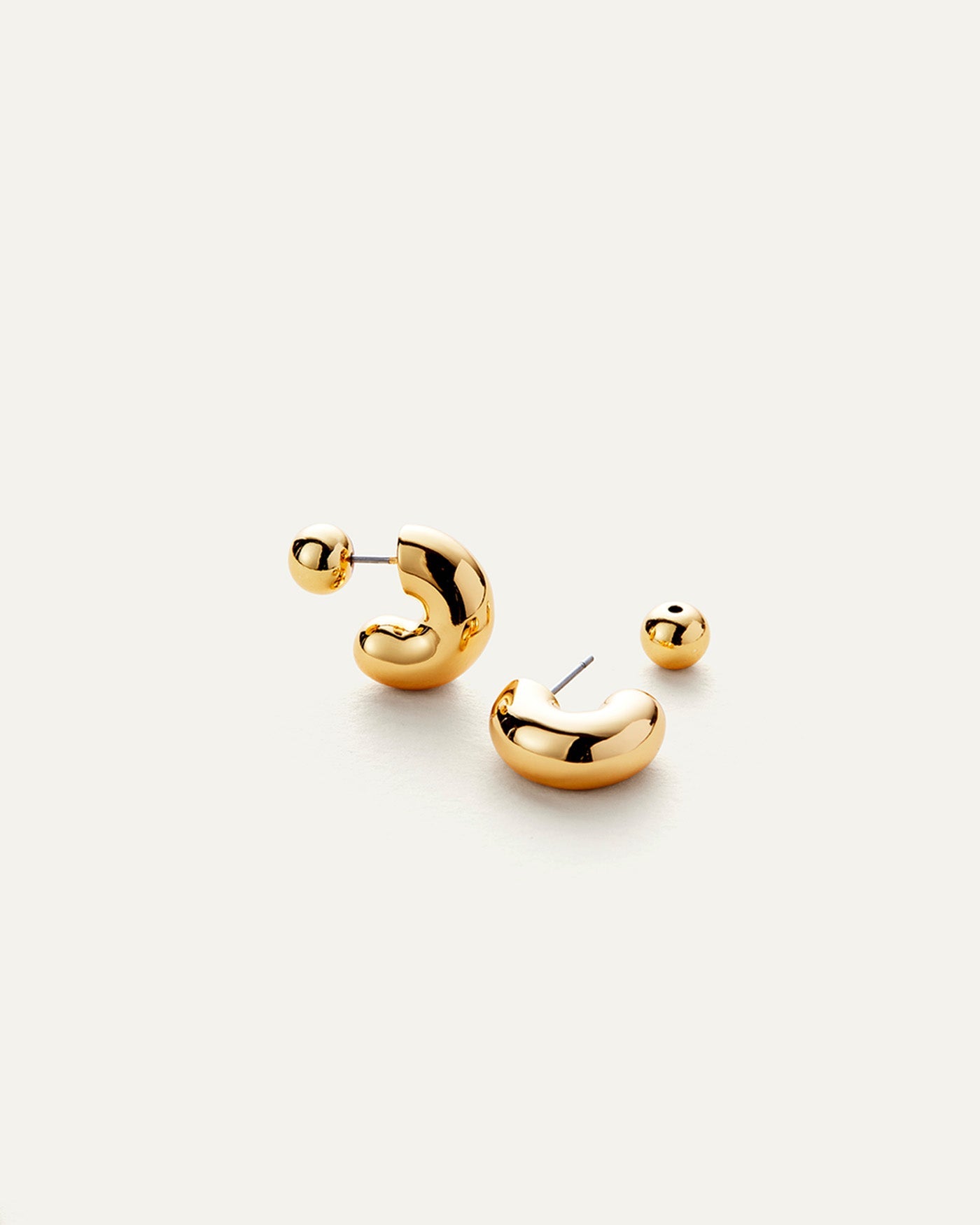 SMALL TOME HOOPS IN HIGH POLISH GOLD - Romi Boutique