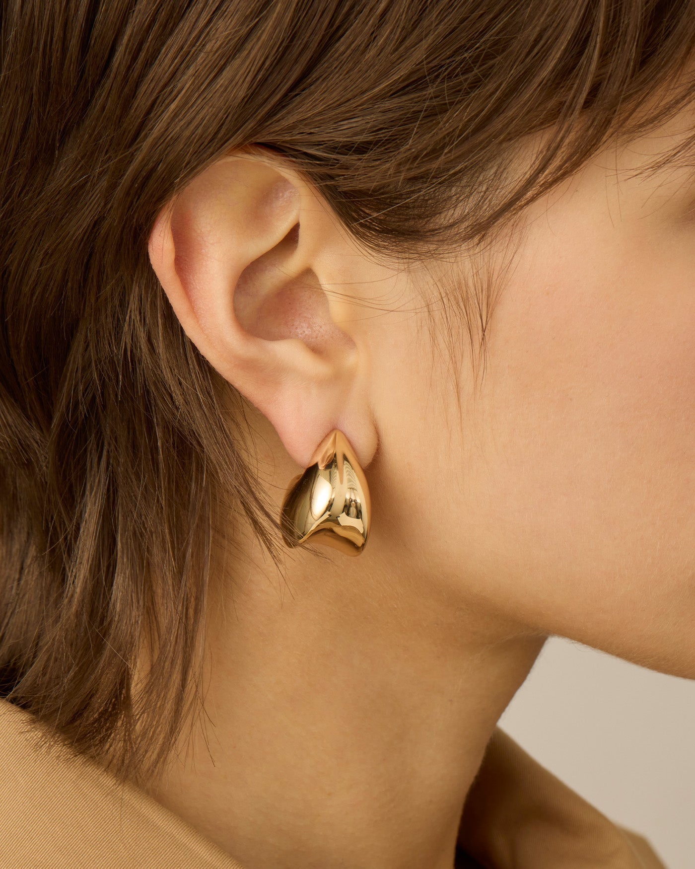 PAIGE PUFF EARRINGS IN HIGH POLISH GOLD - Romi Boutique