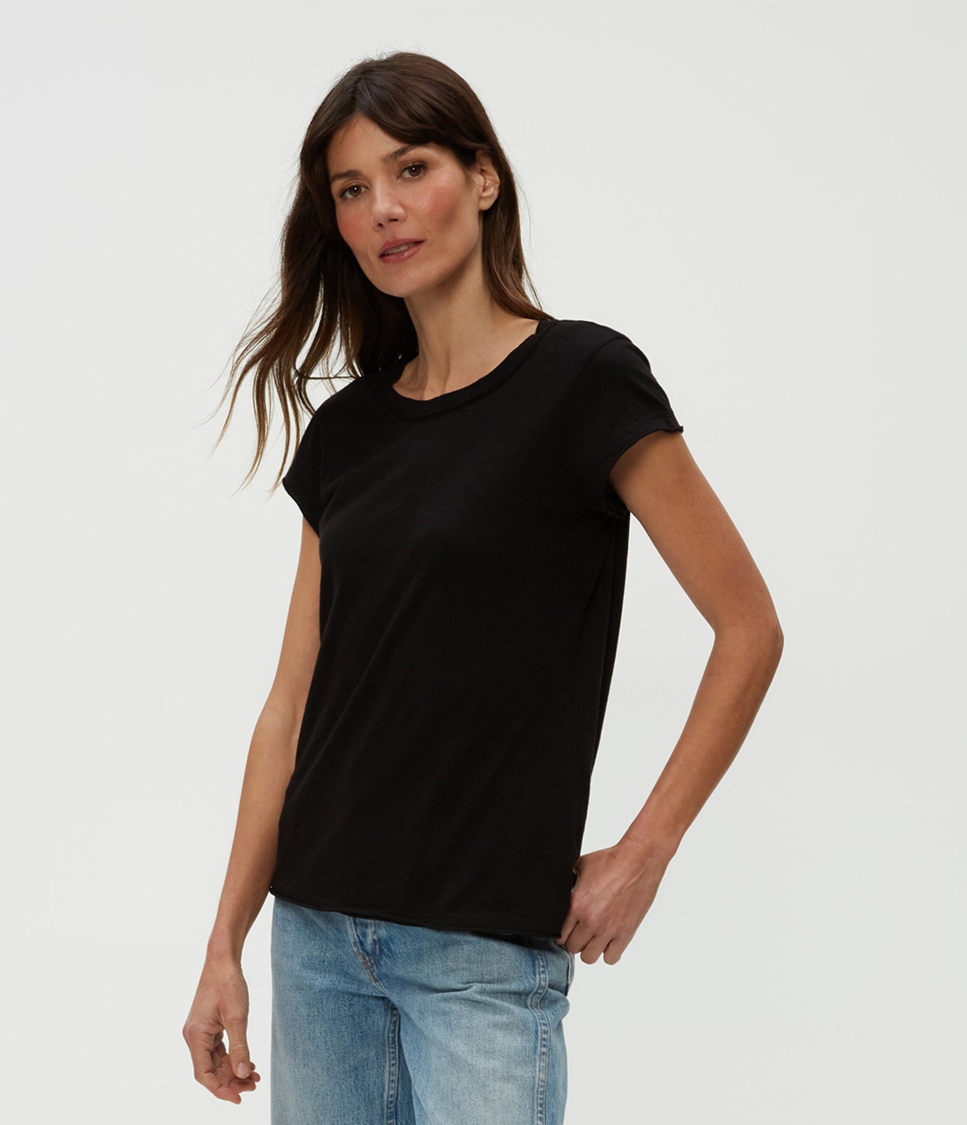 TRUDY SUPIMA TEE IN BLACK
