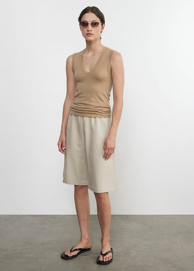 ESSENTIAL SLEEVELESS U IN FATIGUE - Romi Boutique