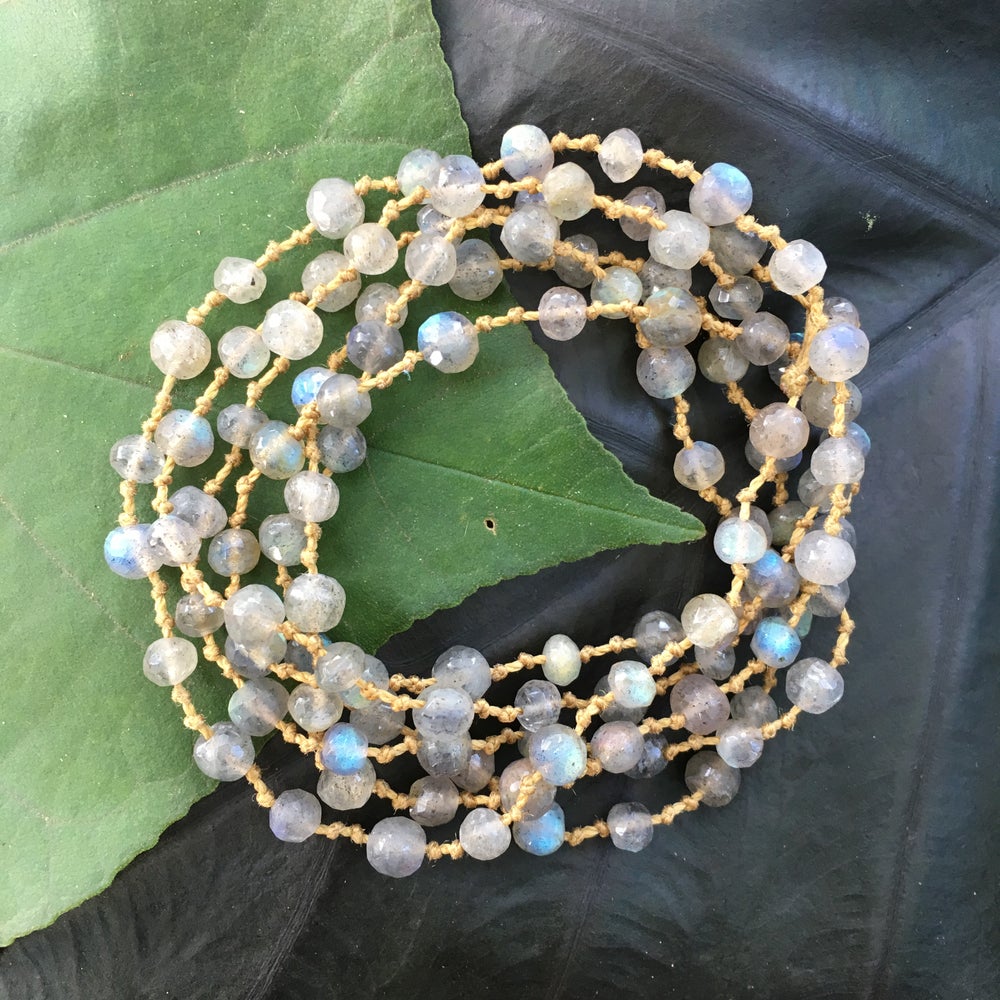 MALA IN LABRADORITE