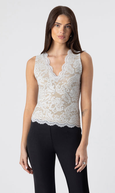 LEILA STRETCH LACE TOP IN WHITE/BEIGE