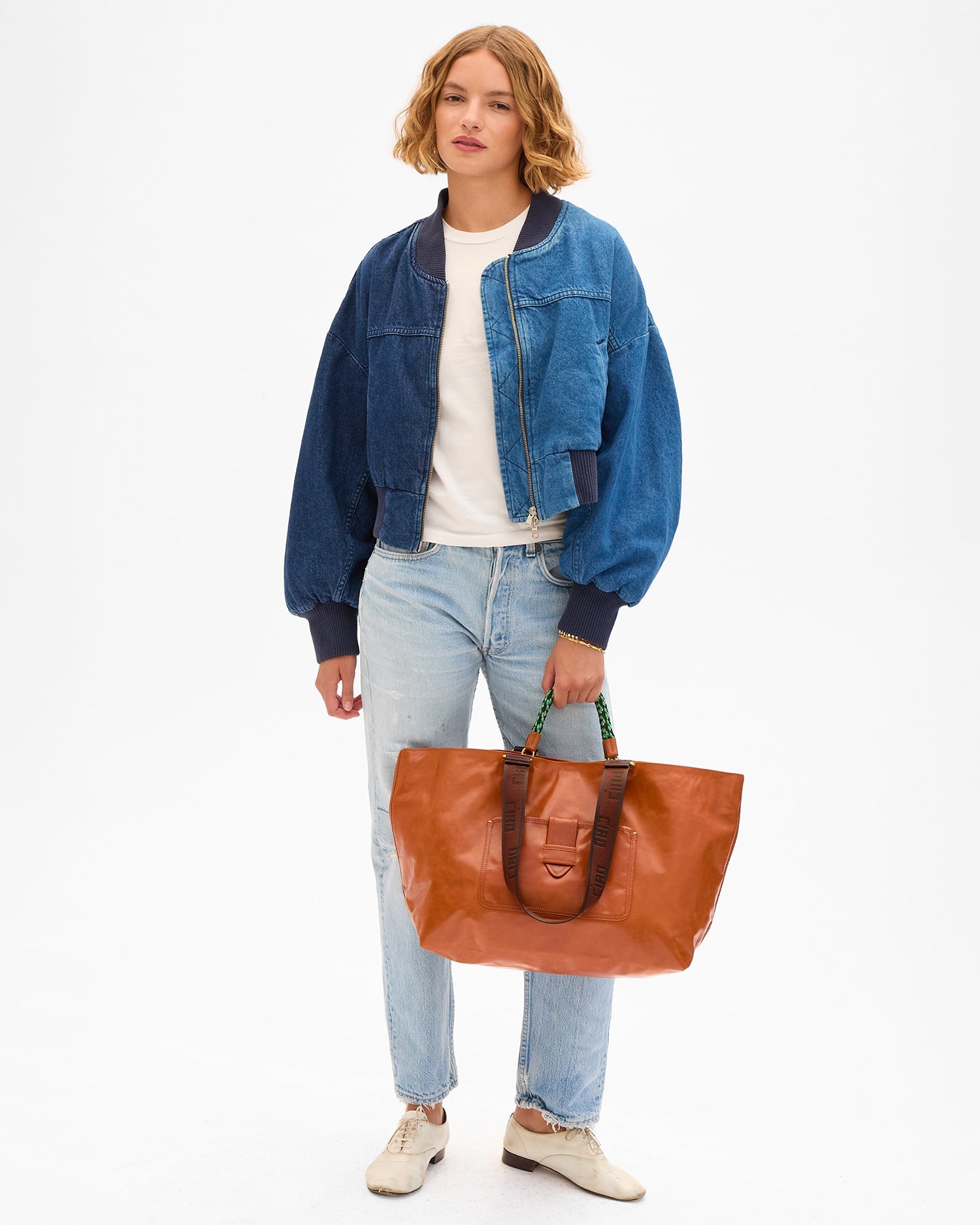 Grande Bateau Tote Bag