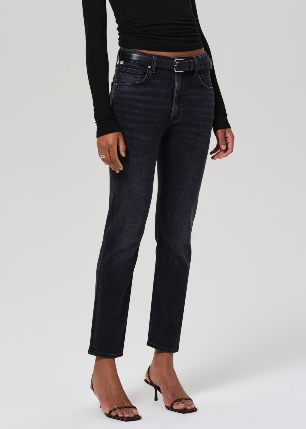 ISOLA SLIM IN MEDALLION