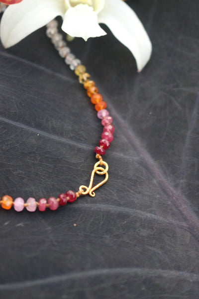 LEI IN MOONSTONE SUNSET