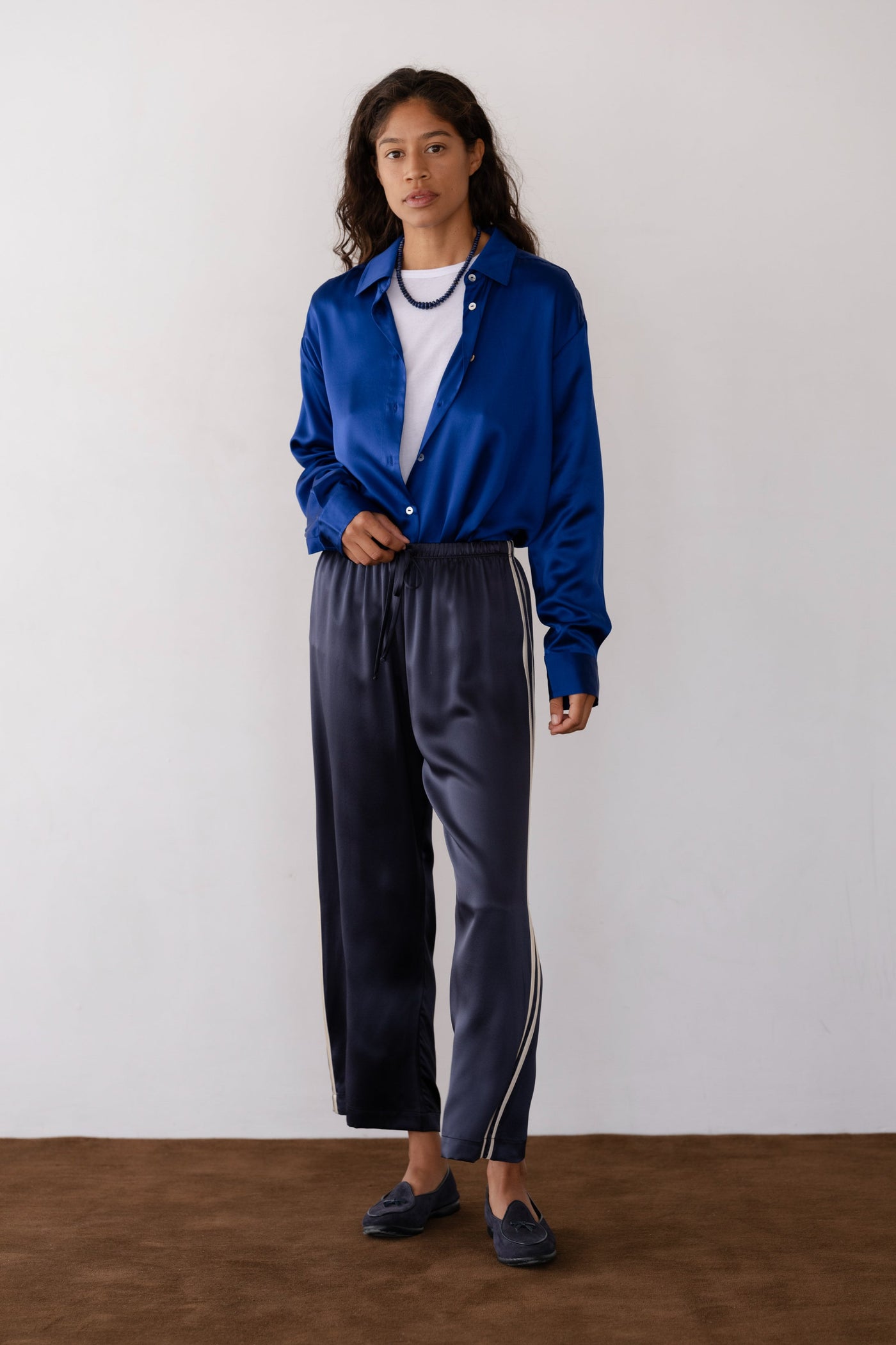 THE SILK STRIPE CROP PANT IN NAVY