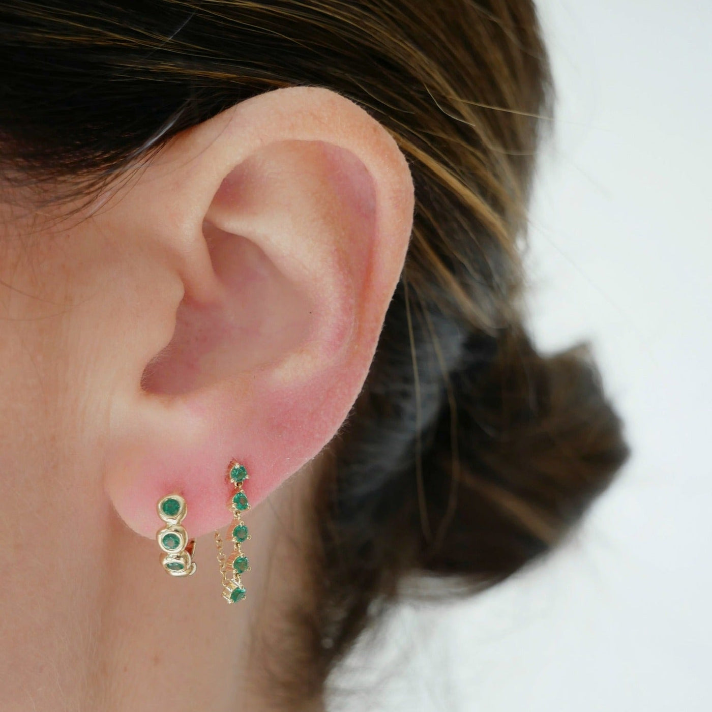 MULTI EMERALD CHAIN STUD EARRING IN 14K YELLOW GOLD