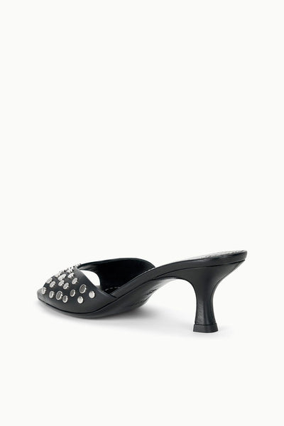 BRIGITTE MULE IN RIVETS