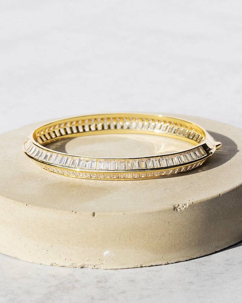 Native Gem RAZOR EDGE BANGLE IN GOLD at Romi Boutique