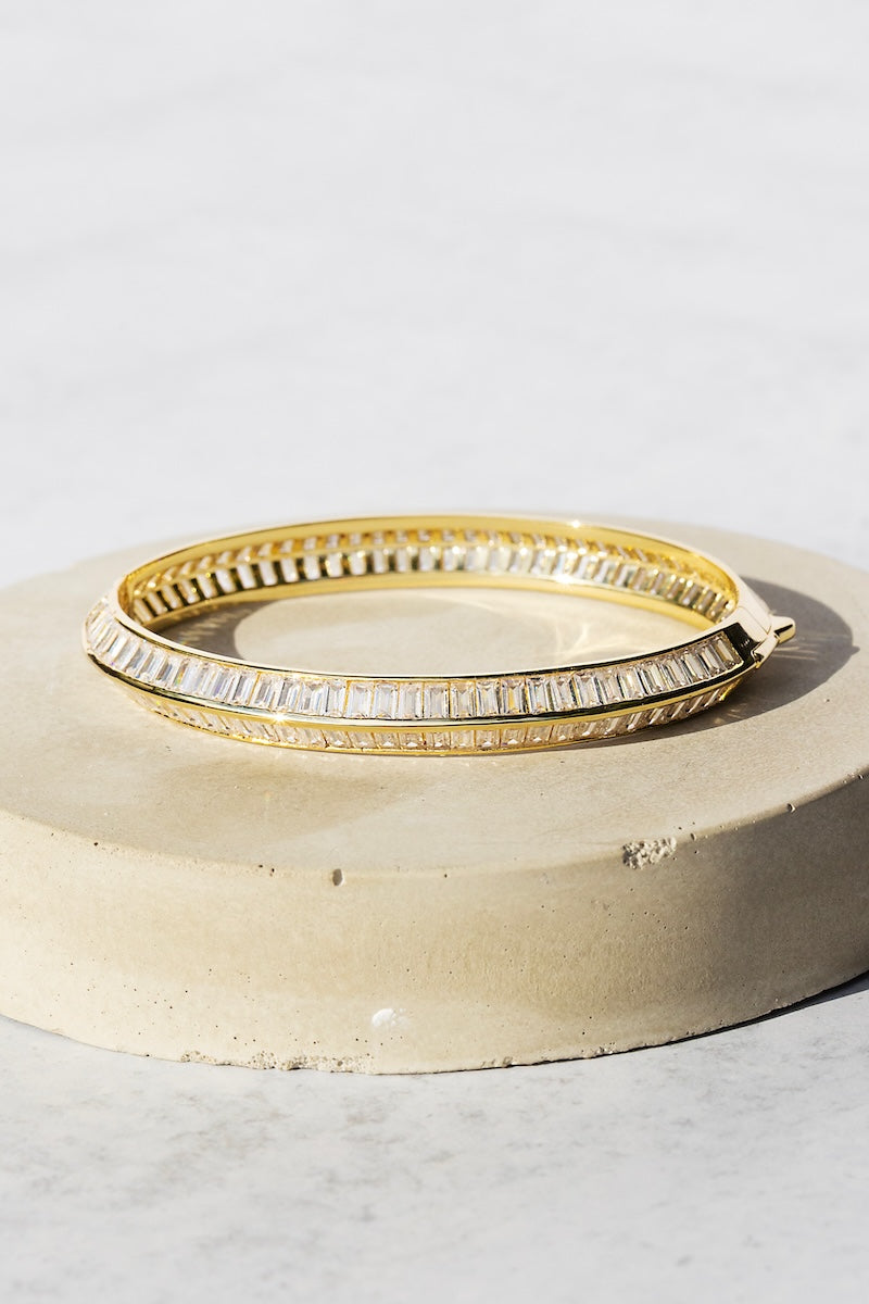 Native Gem RAZOR EDGE BANGLE IN GOLD at Romi Boutique