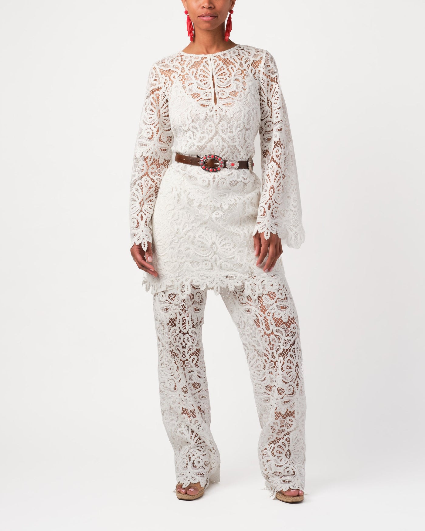 BRIE PANTS IN WHITE - Romi Boutique