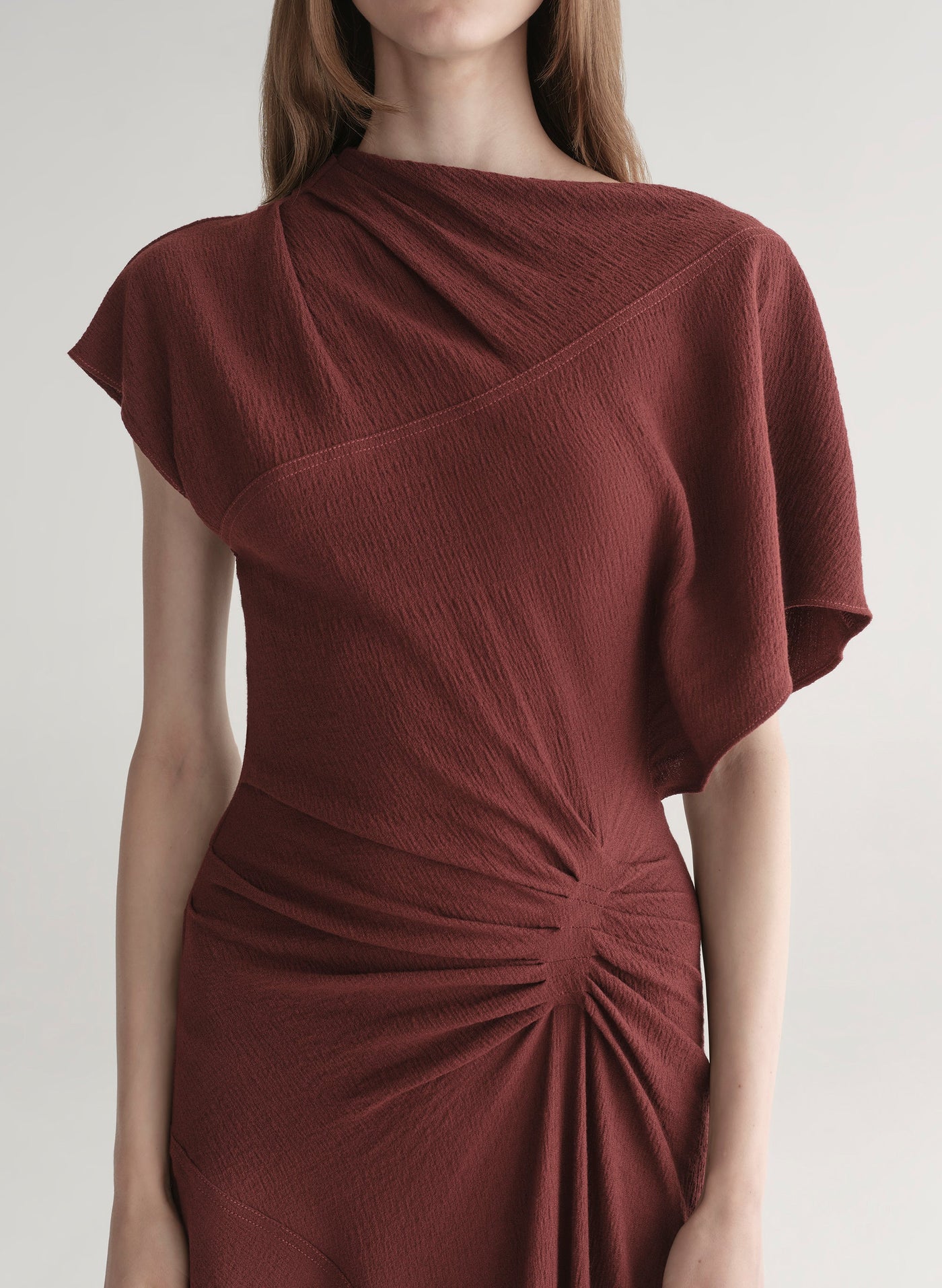 DENA CREPE MIDI DRESS IN BLACK CHERRY