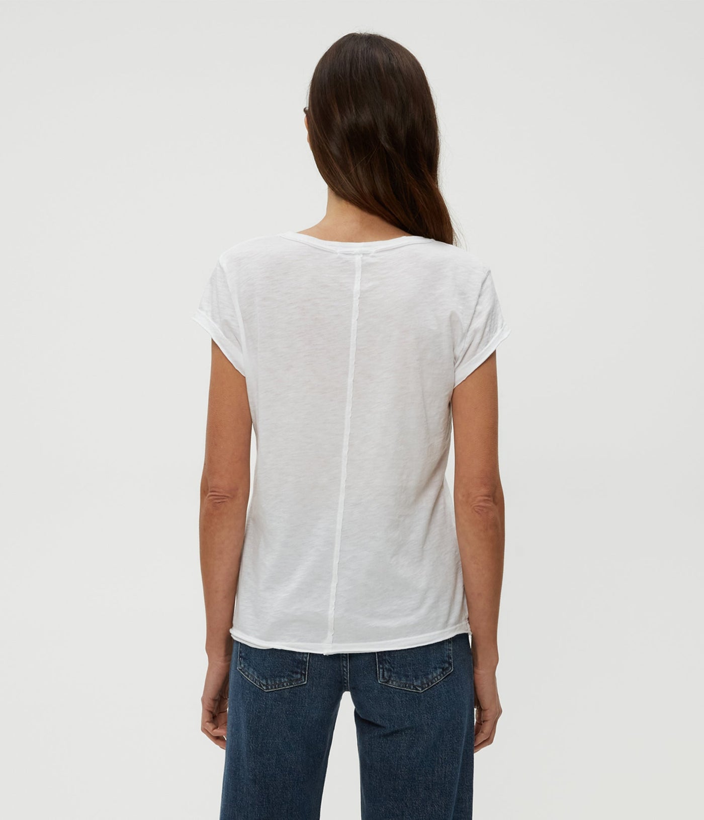 TRUDY SUPIMA TEE IN WHITE