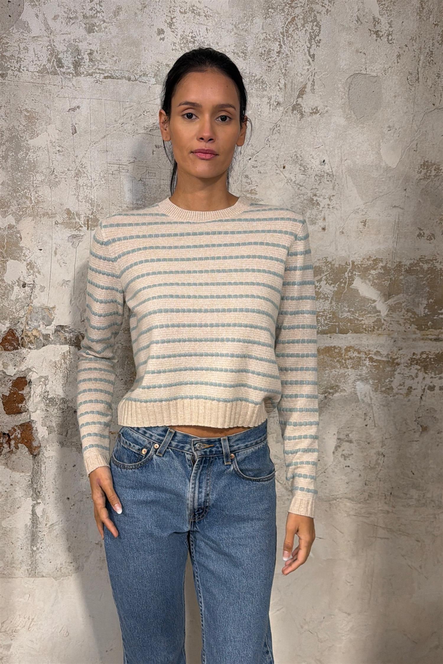 Pebble Stripe Shrunken Crew
