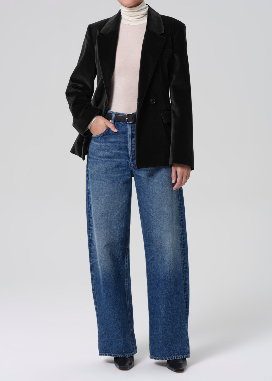 MATTEAU BLAZER IN BLACK