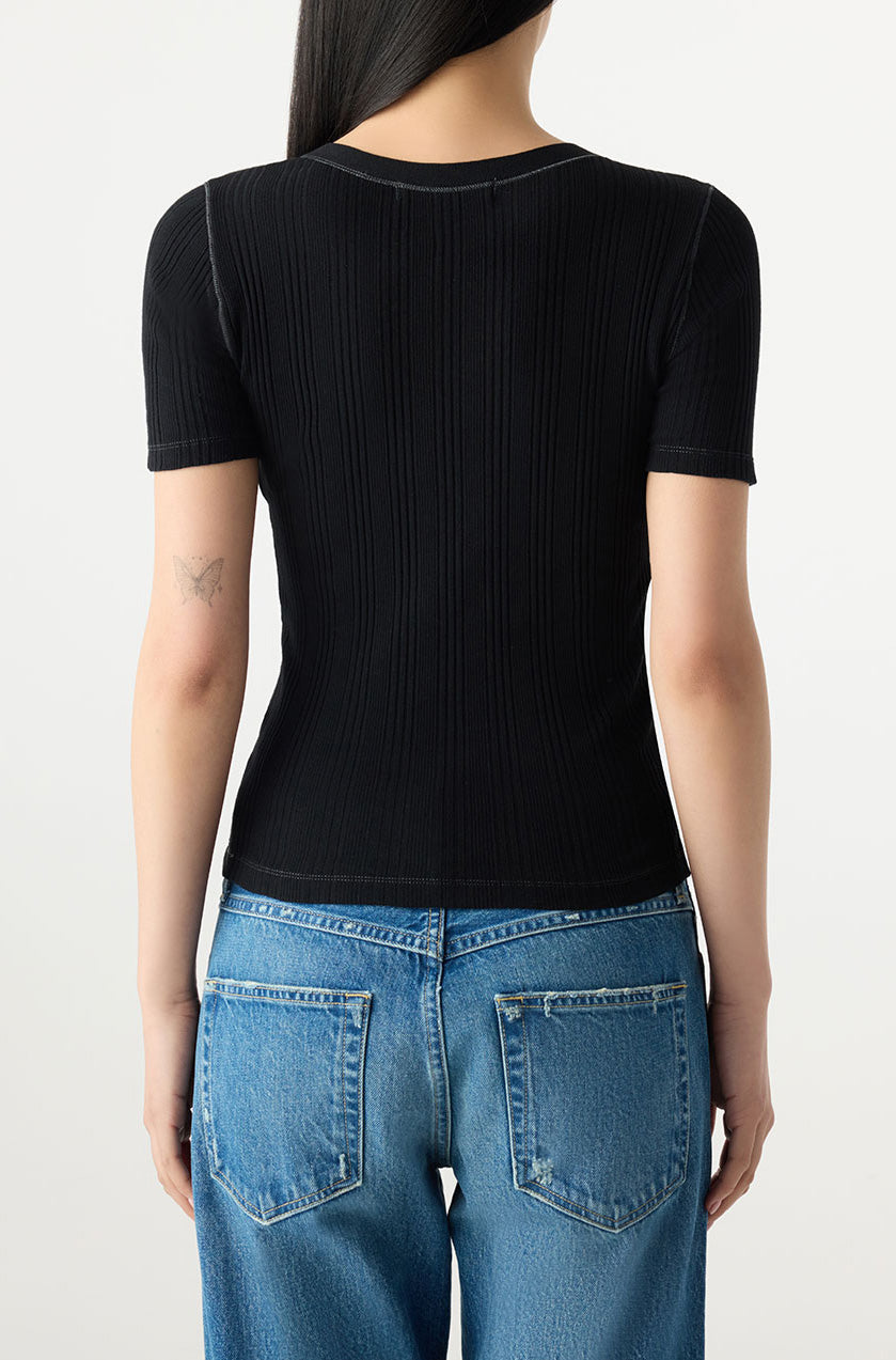 CHERISH TEE IN BLACK - Romi Boutique