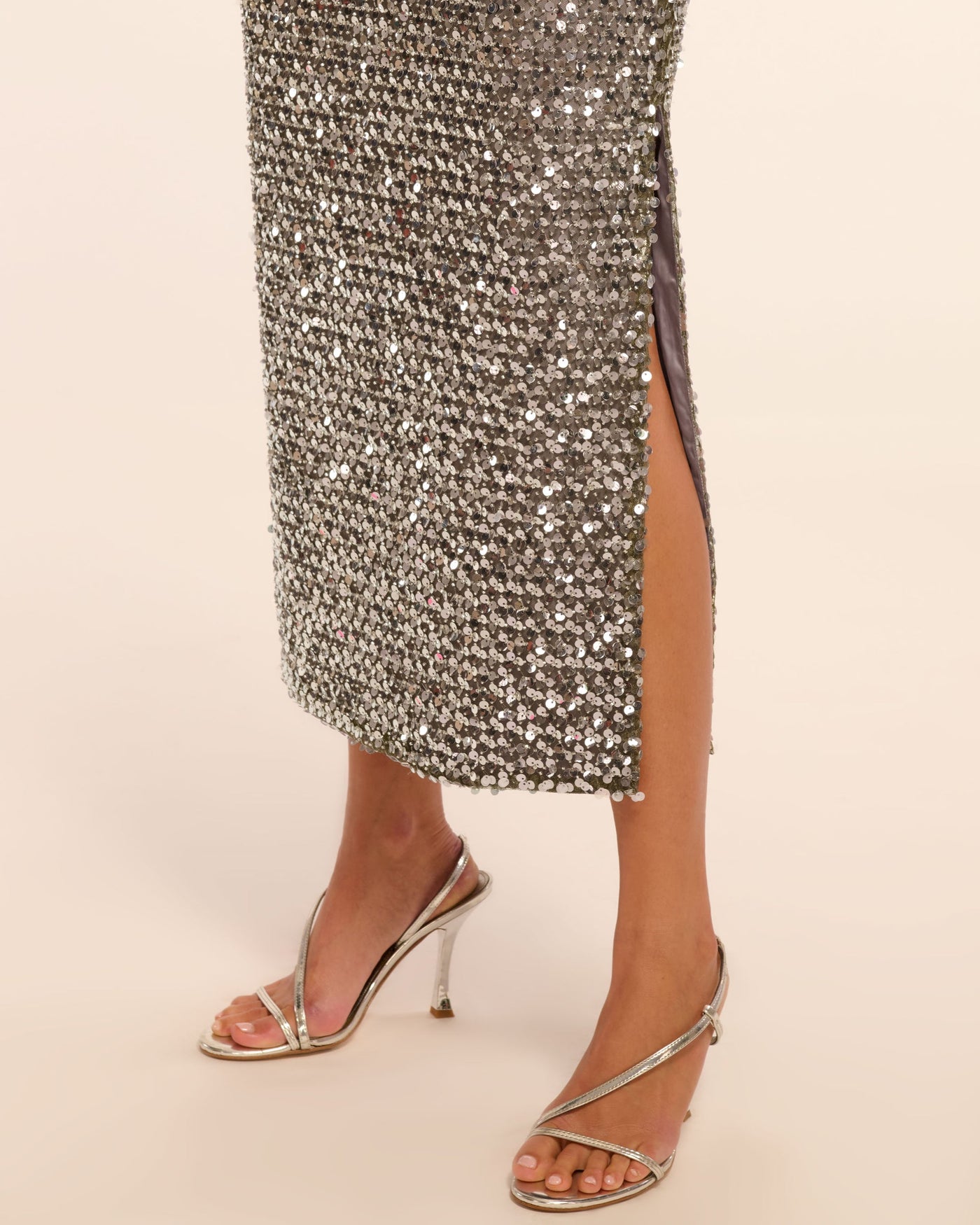 TIMOTHY MIDI SKIRT IN PLATINUM SEQUIN