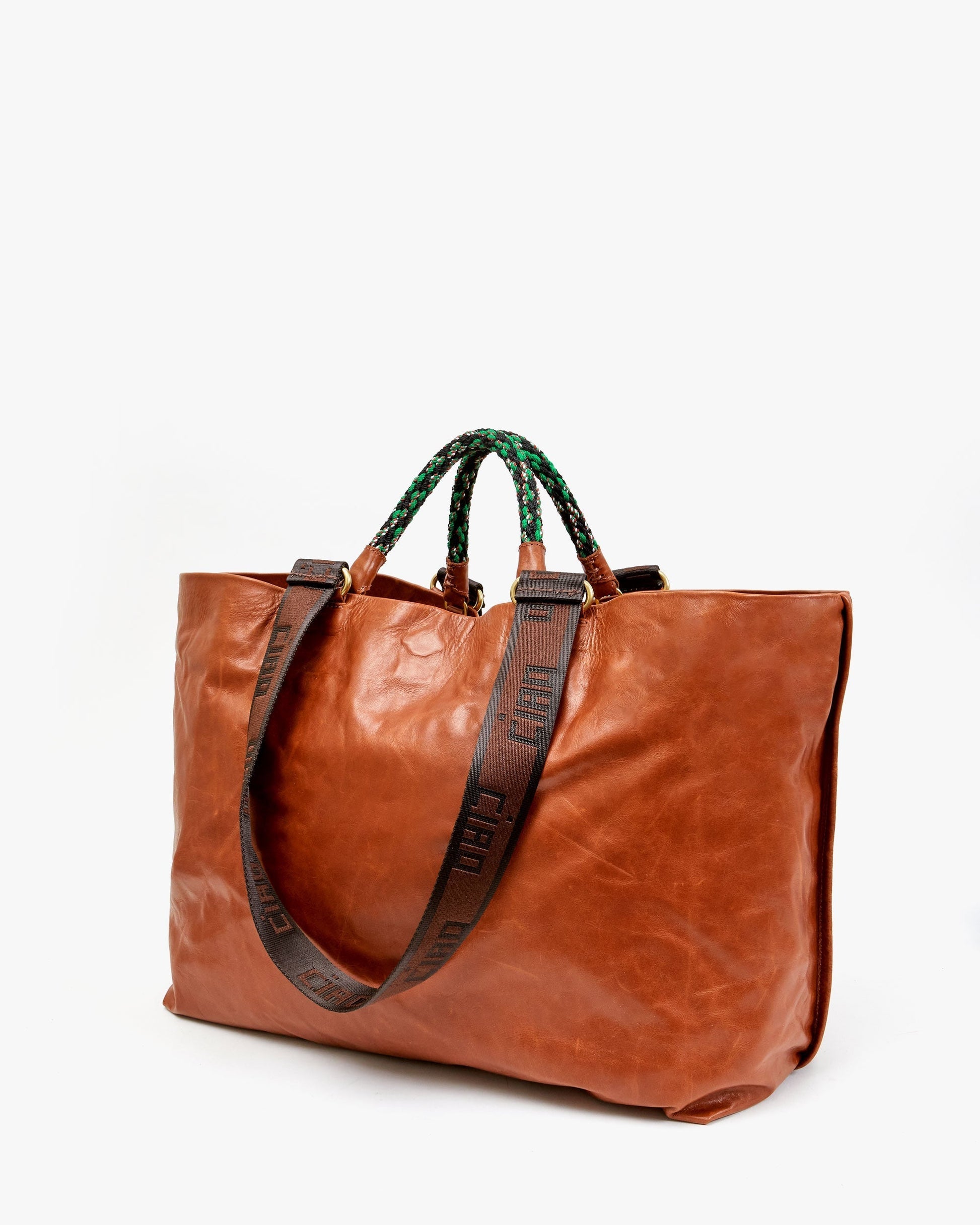 Grande Bateau Tote Bag