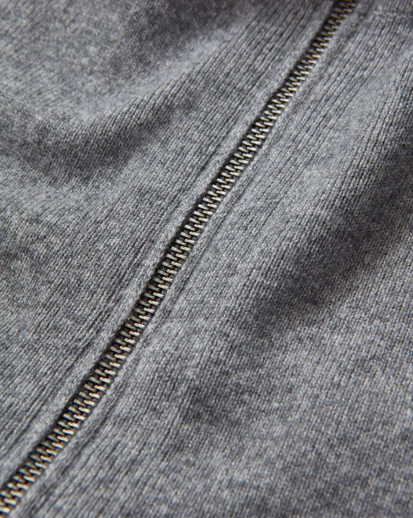 BEACH DICKEY IN MEDIUM HEATHER GREY - Romi Boutique