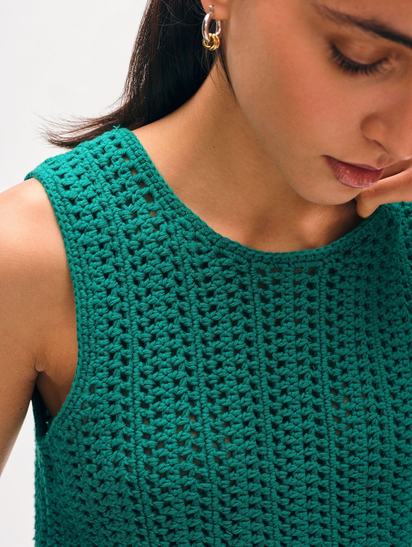 White & Warren LOFTY COTTON CROCHET SLEEVELESS TANK at Romi Boutique
