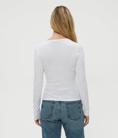 REMI V-NECK IN WHITE