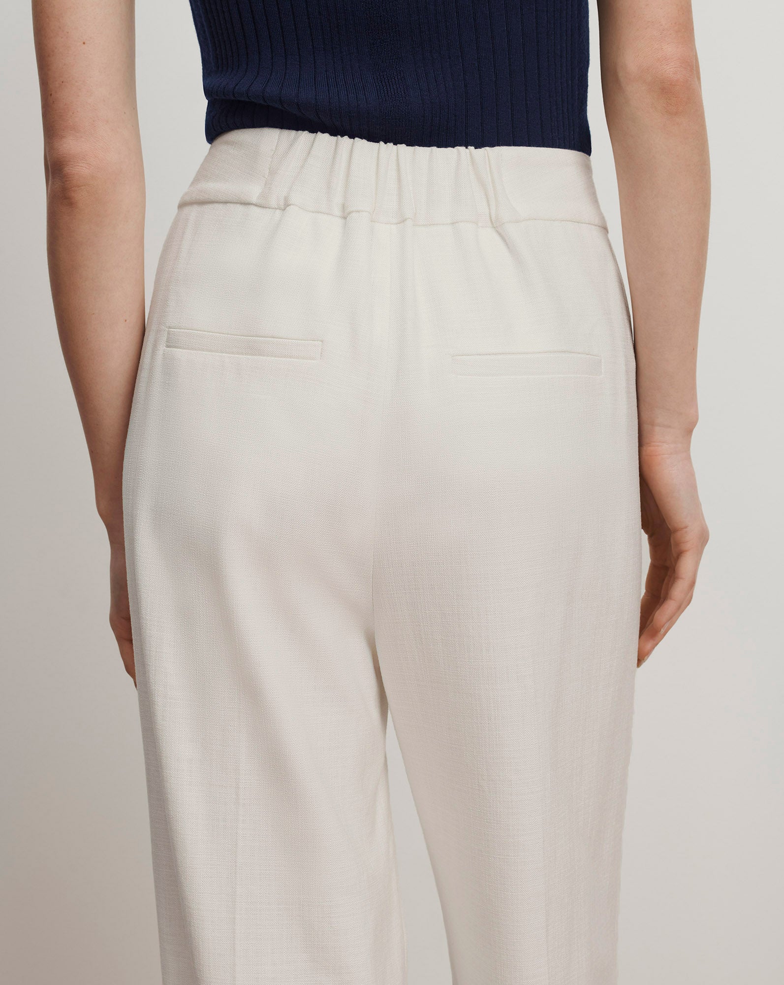 Veronica Beard Marbeau Pant at Romi Boutique