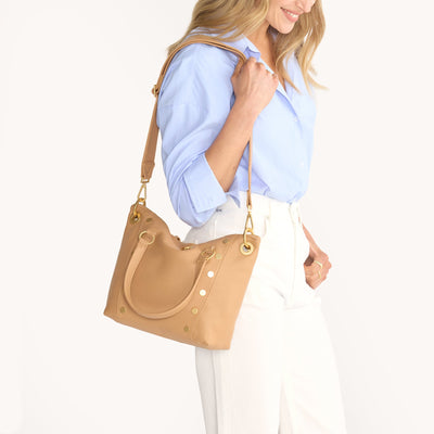 DANIEL MED IN TOAST TAN/BRUSHED GOLD - Romi Boutique
