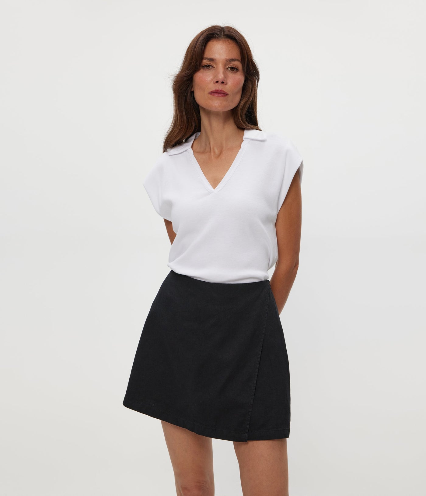 FAYE POWER SHOULDER POLO IN WHITE - Romi Boutique