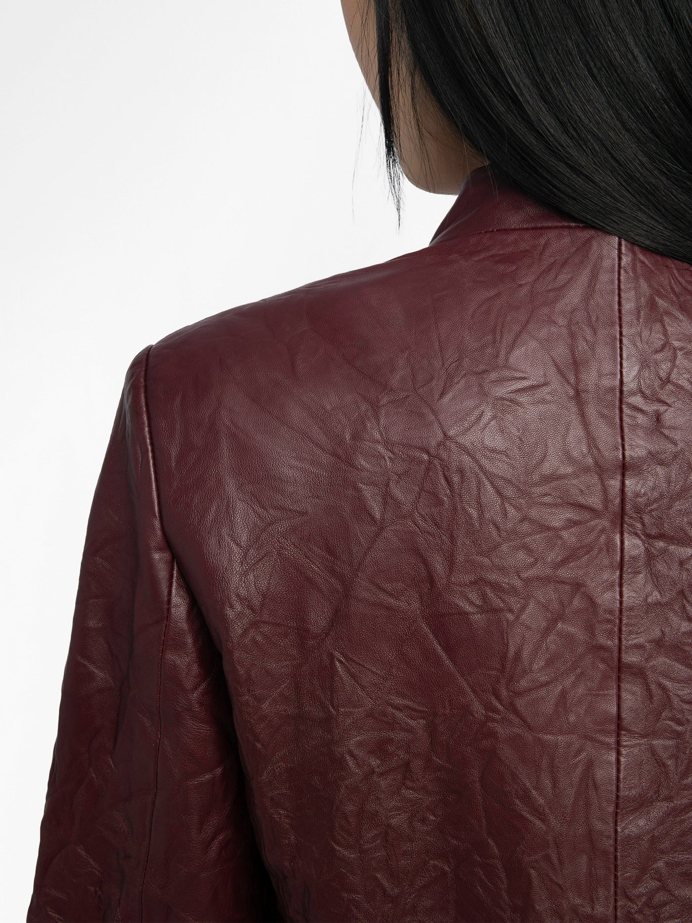 VERYN CRINKLED LEATHER BLAZER IN BURGUNDY