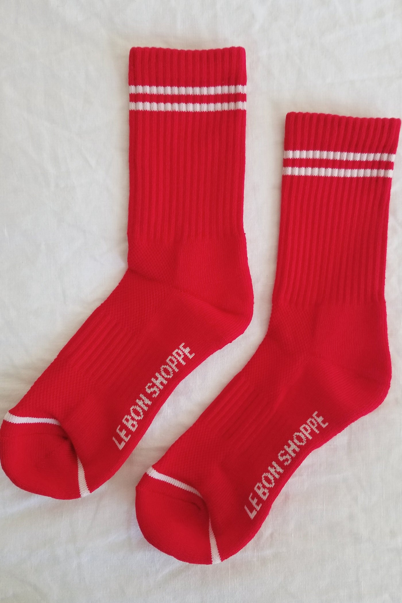 BOYFRIEND SOCKS IN RED - Romi Boutique
