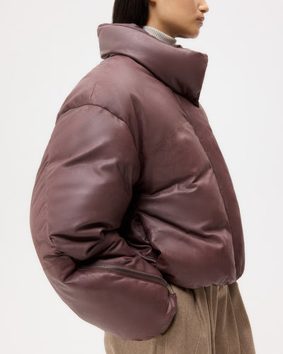 PUFFER RAGLAN JACKET IN RED RED WINE