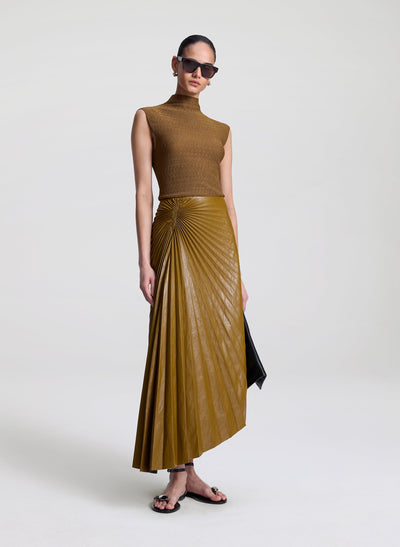 TRACY VEGAN LEATHER SKIRT IN SADDLE