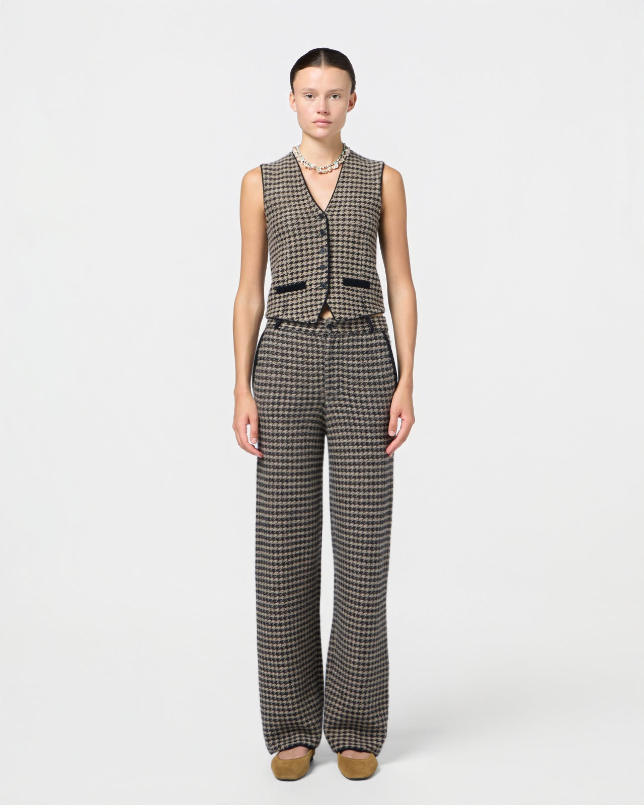 HOUNDSTOOTH TAILORED TROUSER IN BLACK/DUNE