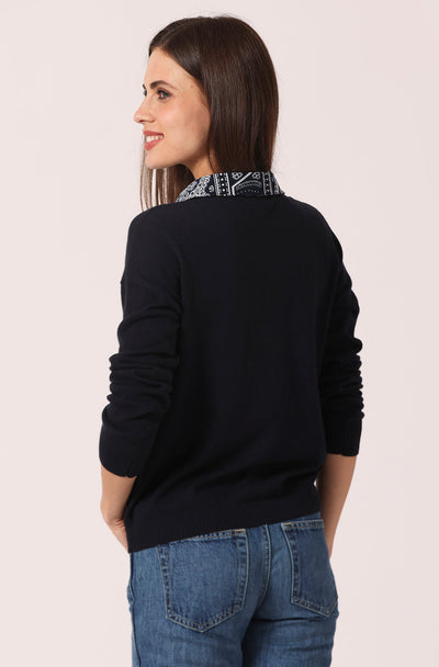 COTTON CASHMERE WOVEN BANDANA COLLAR PULLOVER IN NAVY - Romi Boutique