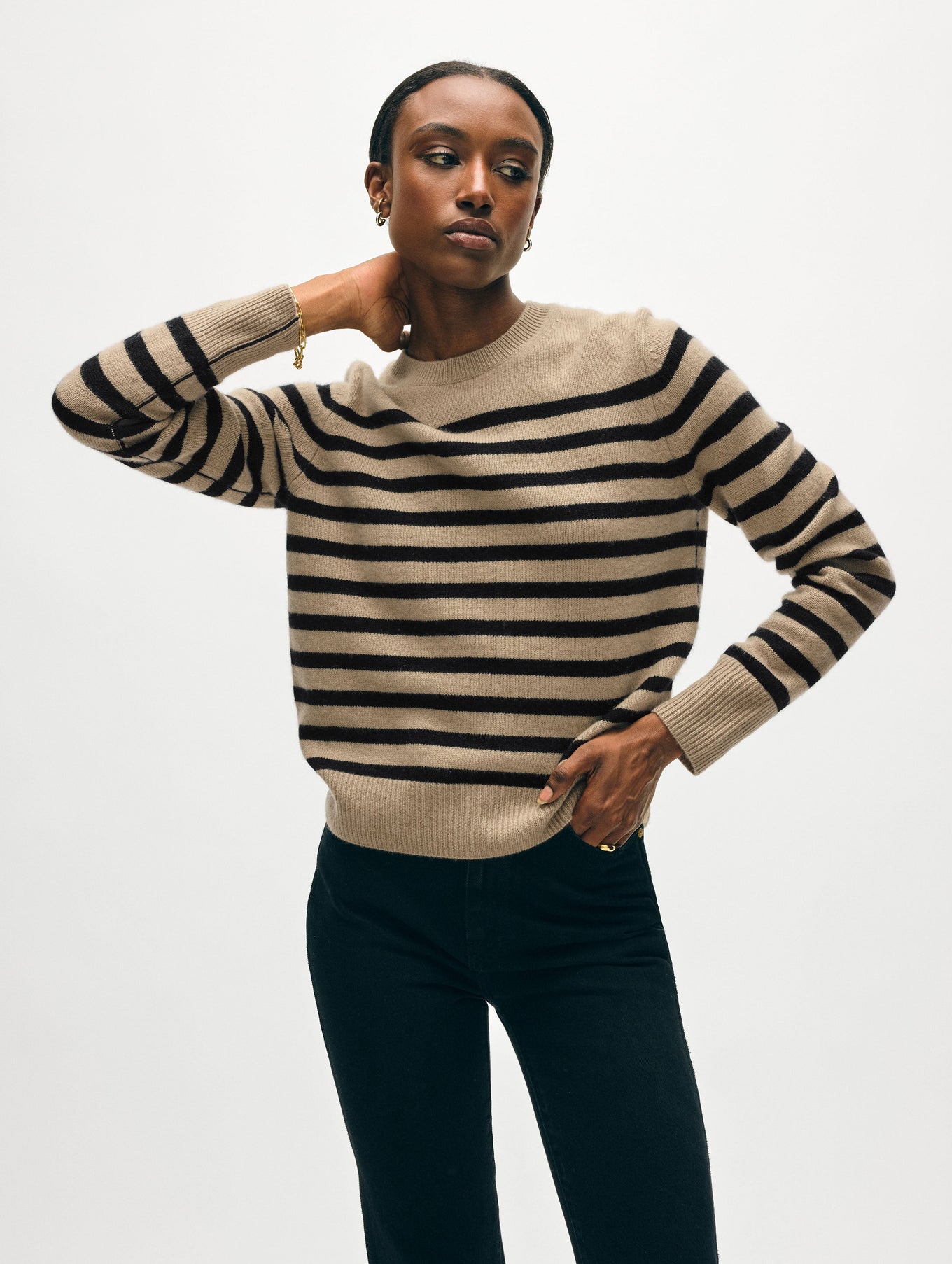 CASHMERE STRIPED CREWNECK IN KHAKI/BLACK