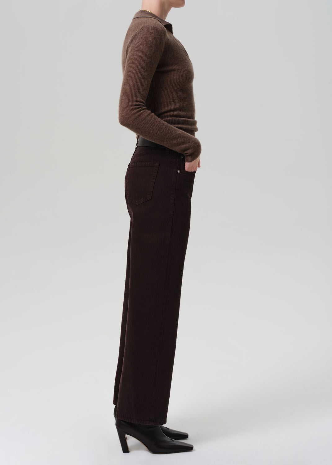 LINDZ LOW RISE EASY STRAIGHT IN CAROB