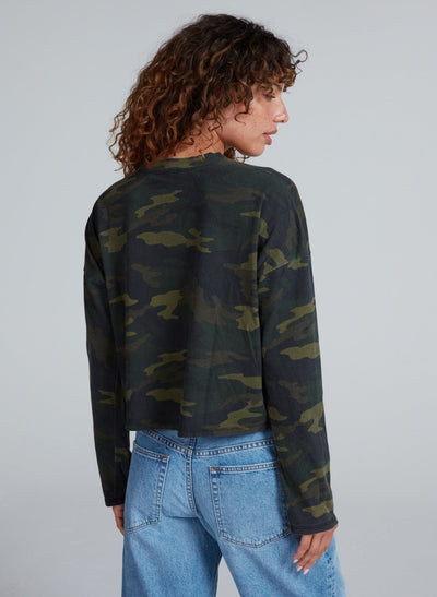 CROPPED LONG SLEEVE IN CAMO