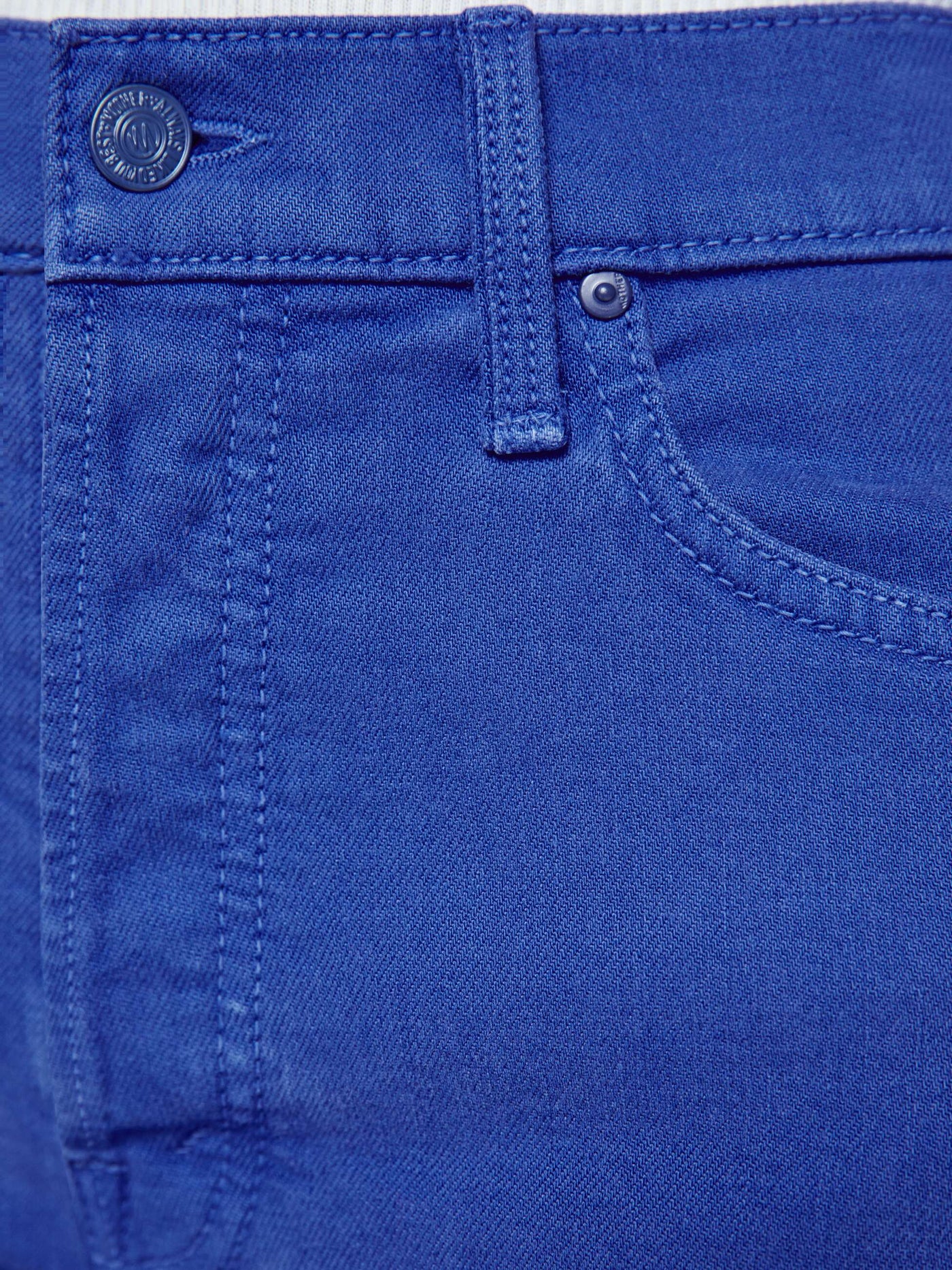 THE SKIPPER SHORT N LONG FRAY IN CATS AND DOGS/VICTORIA BLUE