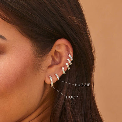 PRONG SET DIAMOND BAGUETTE HOOP EARRINGS IN 14K YELLOW GOLD