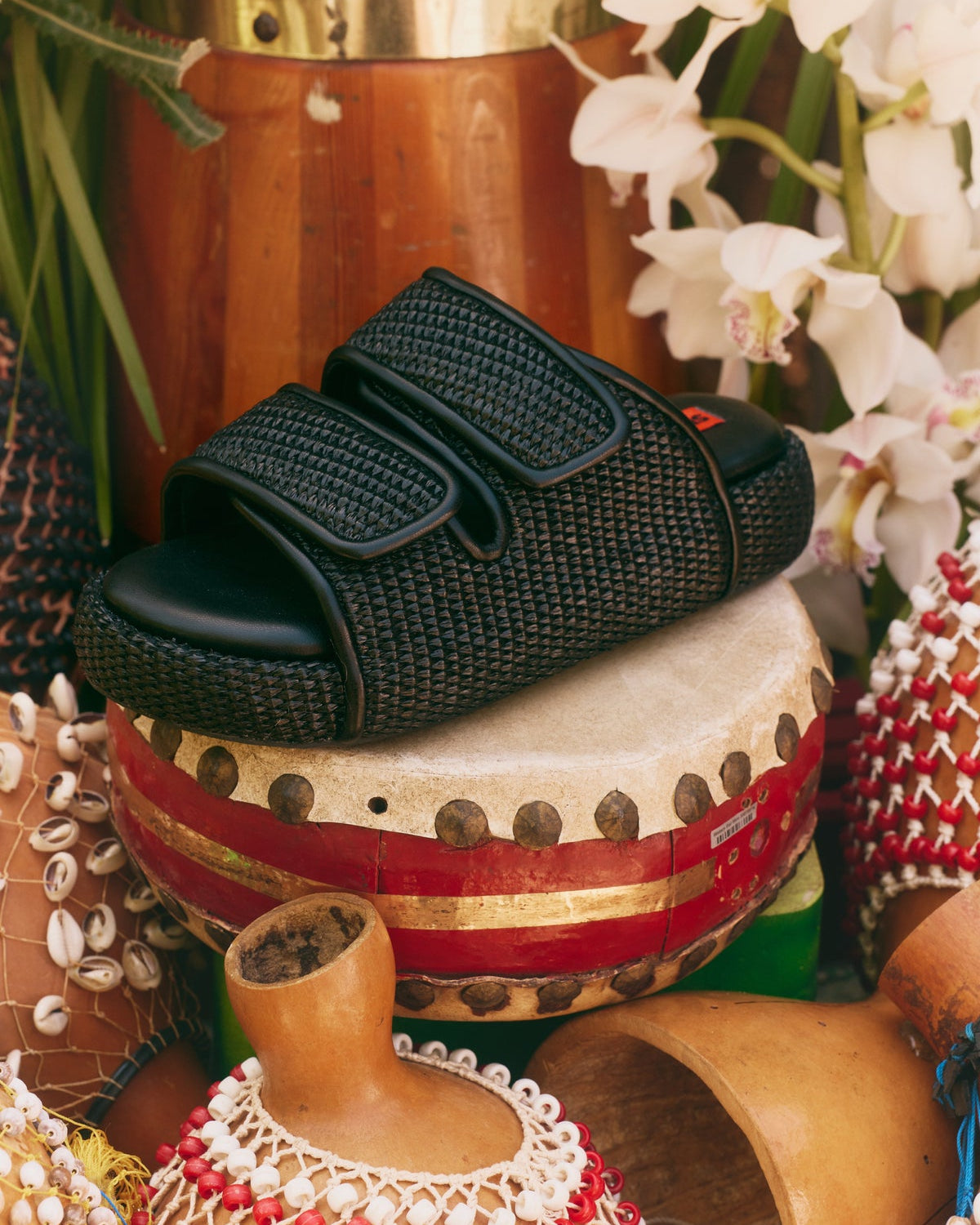 SIMON MILLER CRO SLIDE at Romi Boutique